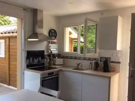 location appartement 2 pièces à hourtin (33990) : à louer 2 pièces / 42m² hourtin