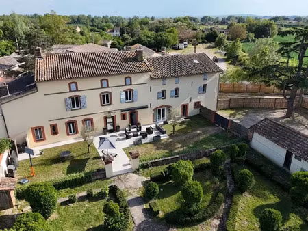 vente propriété 14 pièces 321.36 m² à clermont-le-fort (31810)  840 000 €
