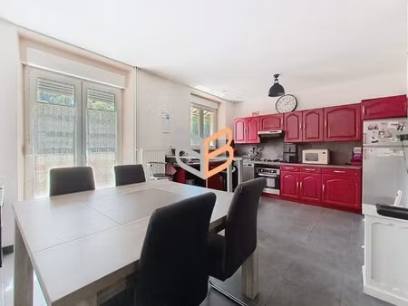 maison de village rénovée proche de la frontière