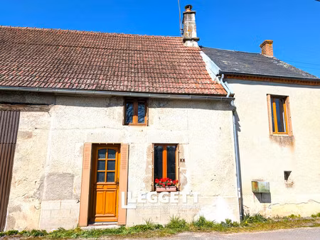 maison 3 pièce(s)  saint-julien-le-châtel