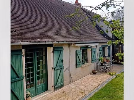 maison  batiment et 11 ha de terres agricoles