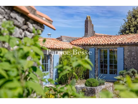 vente maison 11 pièces 270 m² à la flotte (17630)  2 100 000 €