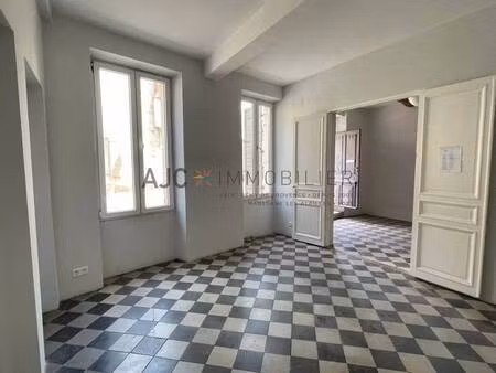 local commercial à louer
