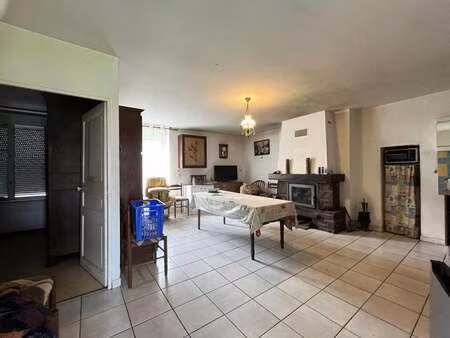vente maison à saint-père-en-retz (44320) : à vendre / 49m² saint-père-en-retz