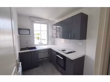 location appartement  m² t-2 à la ferté-sous-jouarre  745 €