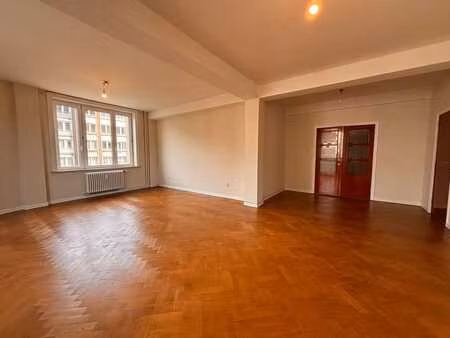 appartement de standing - 2 chambres au centre charleroi