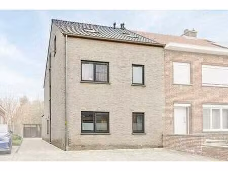 appart 2 ch économe  terrasse & parking