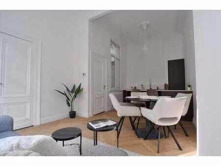 maison de maître à zurenborg – rénovée – peb a