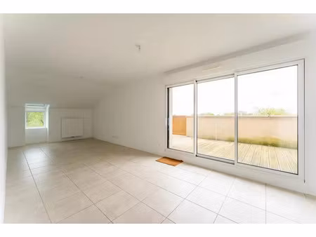 vente appartement 4 pièces 84 m² à bassens (33530)  229 000 €