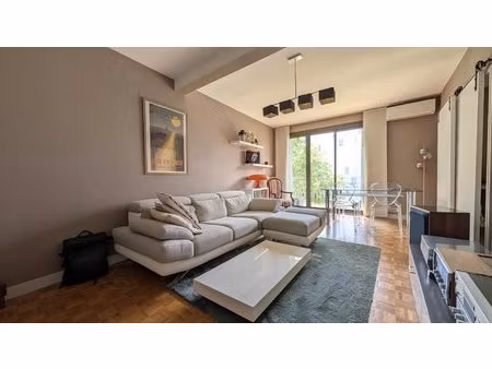 toulouse - patte d'oie - appartement 3 pièces  lumineux avec balcon et terrasse. cave.