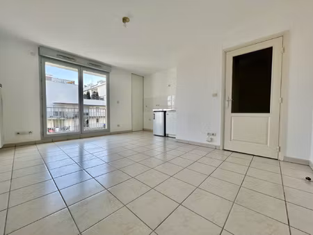 toulouse  quartier ponts jumeaux  t1 de 30 m2 avec parking