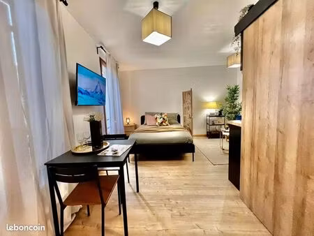 studio 21m² - rénové 2023 - dpe c - rentabilité 13% - parking privé