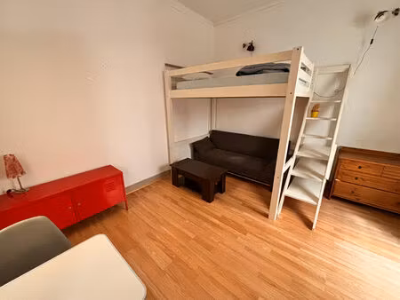 nimes centre - t2 meublé de 36 m2