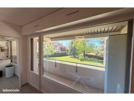 t1 à louer proche du lac super emplacement