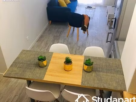 chambre 1 pièce 10 m²