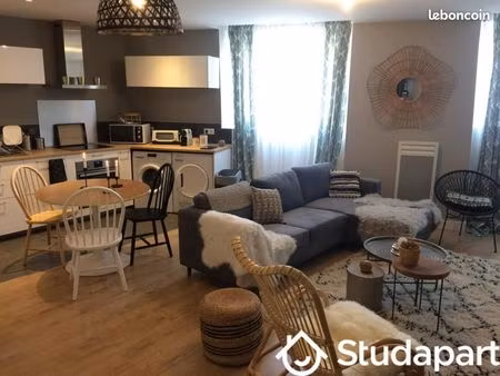 chambre 1 pièce 9 m²