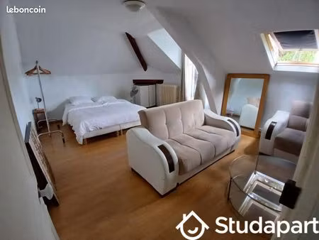 chambre 1 pièce 15 m²