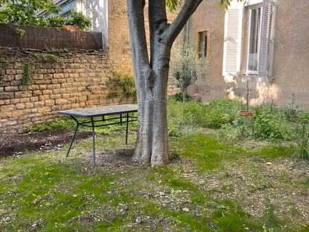 t4 meublé de charme – 85 m² – jardin privatif – dijon centre - place wilson