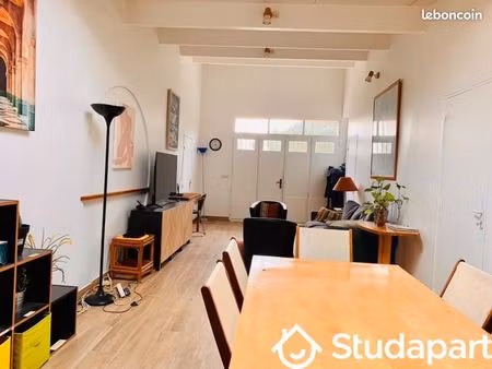 chambre 1 pièce 1 m²