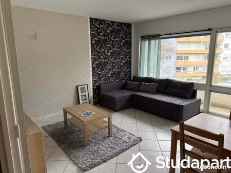 chambre 1 pièce 11 m²