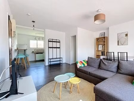 chambre 1 pièce 11 m²