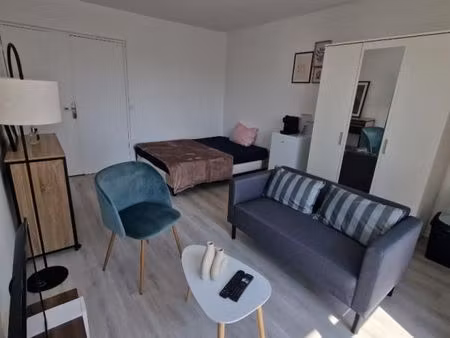 chambre 1 pièce 10 m²