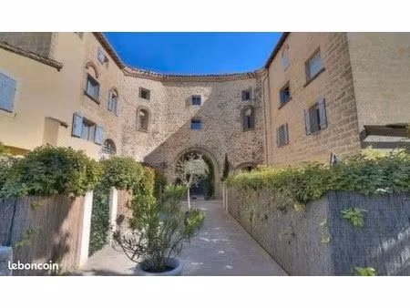 appartement 3 pièces 45 m²