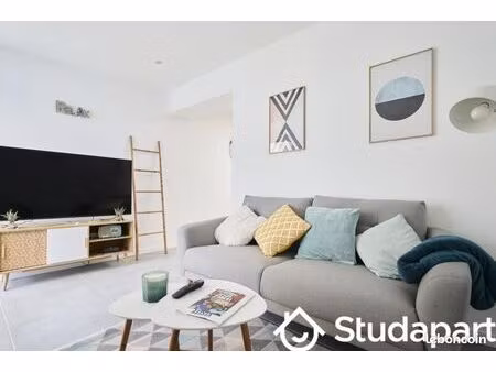 chambre 1 pièce 12 m²