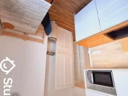 chambre 1 pièce 12 m²