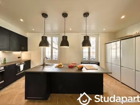 chambre 1 pièce 15 m²