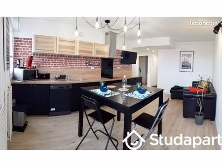 chambre 1 pièce 11 m²