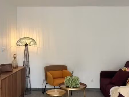 chambre 1 pièce 11 m²