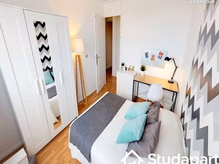 chambre 1 pièce 11 m²