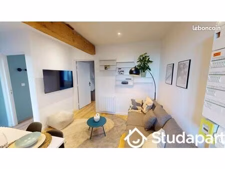 chambre 1 pièce 11 m²