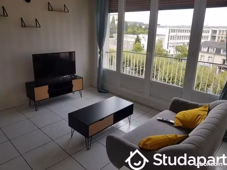 chambre 1 pièce 10 m²