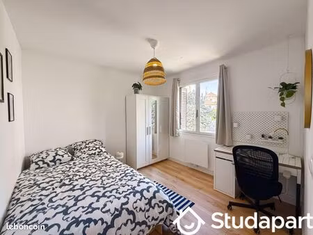 appartement 1 pièce 66 m²