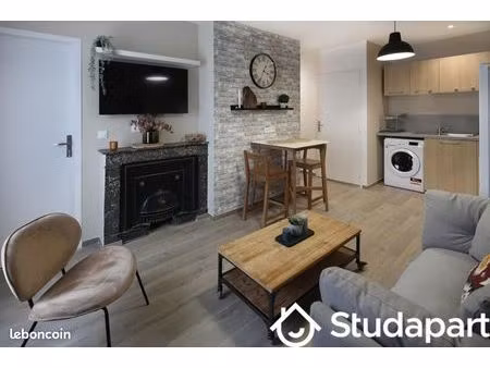 chambre 1 pièce 9 m²