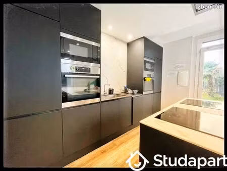 maison 1 pièce 140 m²