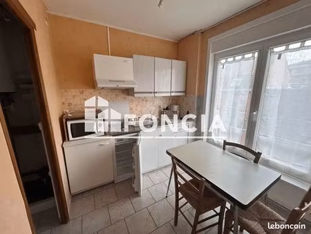 studio 1 pièce 25 m²