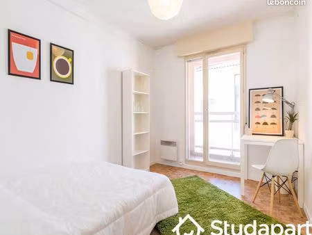 chambre 1 pièce 11 m²