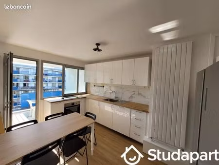 chambre 1 pièce 14 m²