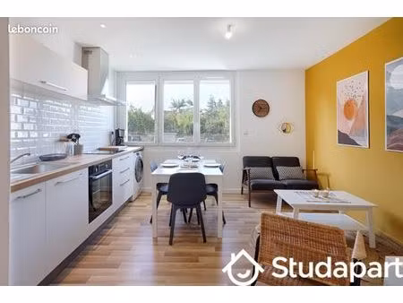 chambre 1 pièce 10 m²