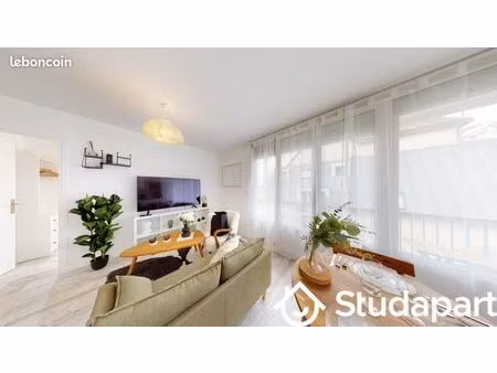 chambre 1 pièce 9 m²