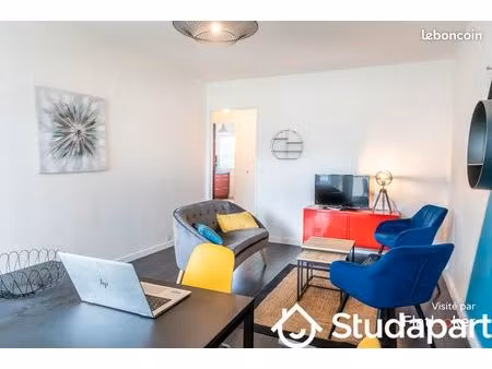 chambre 1 pièce 11 m²