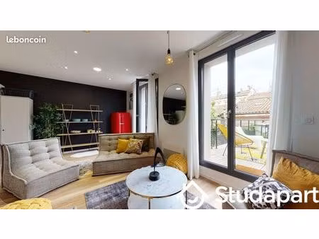 chambre 1 pièce 13 m²