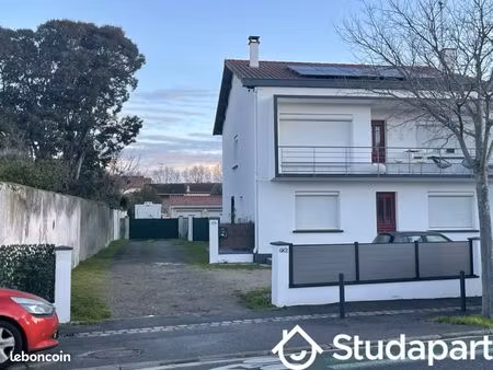 chambre 1 pièce 17 m²