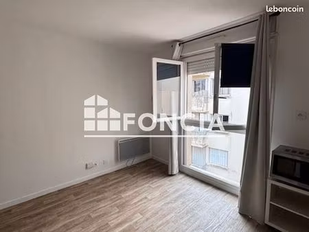 studio 1 pièce 19 m²