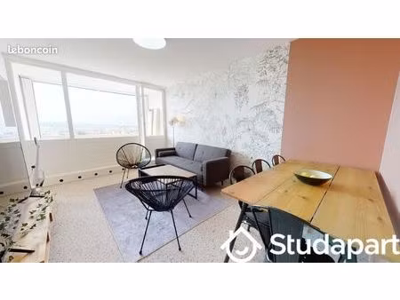 chambre 1 pièce 11 m²