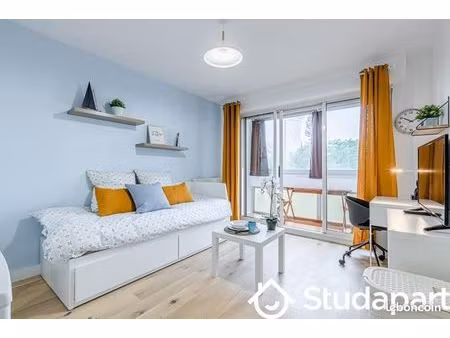 chambre 1 pièce 11 m²