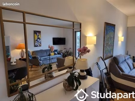 chambre 1 pièce 15 m²